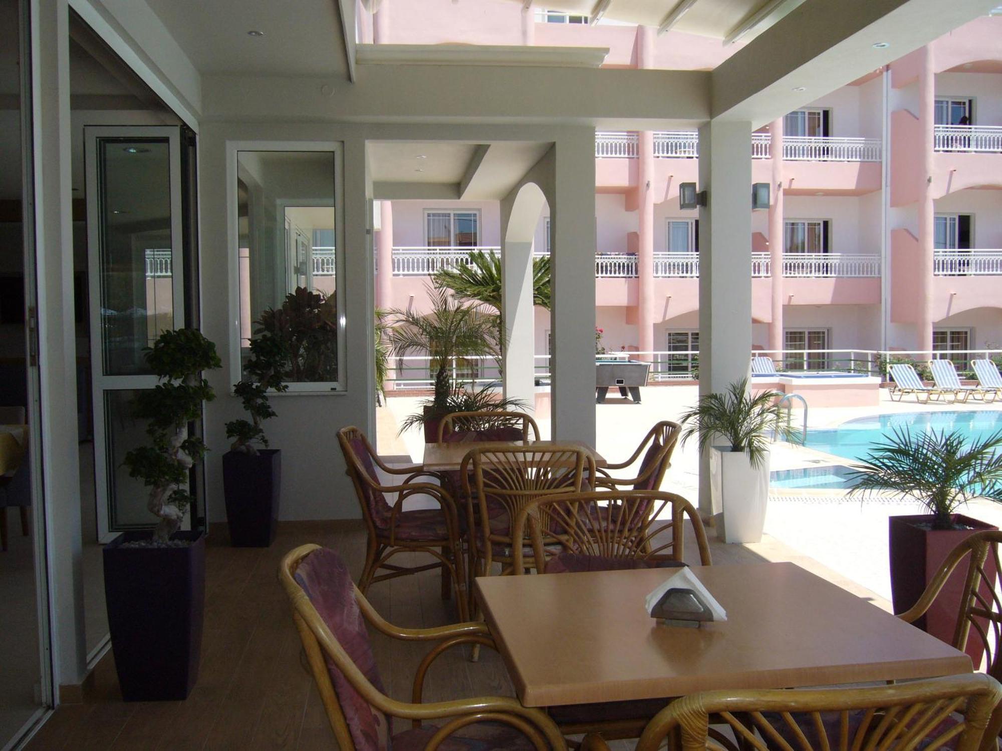 Lejlighedshotel Rhodian Rose